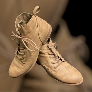 ☘️American Eagle Boots☘️